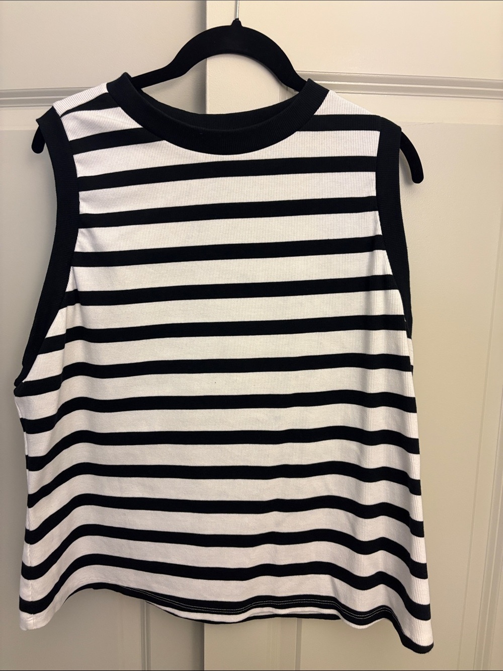 Ava & Viv Black and White Striped Tank Top
